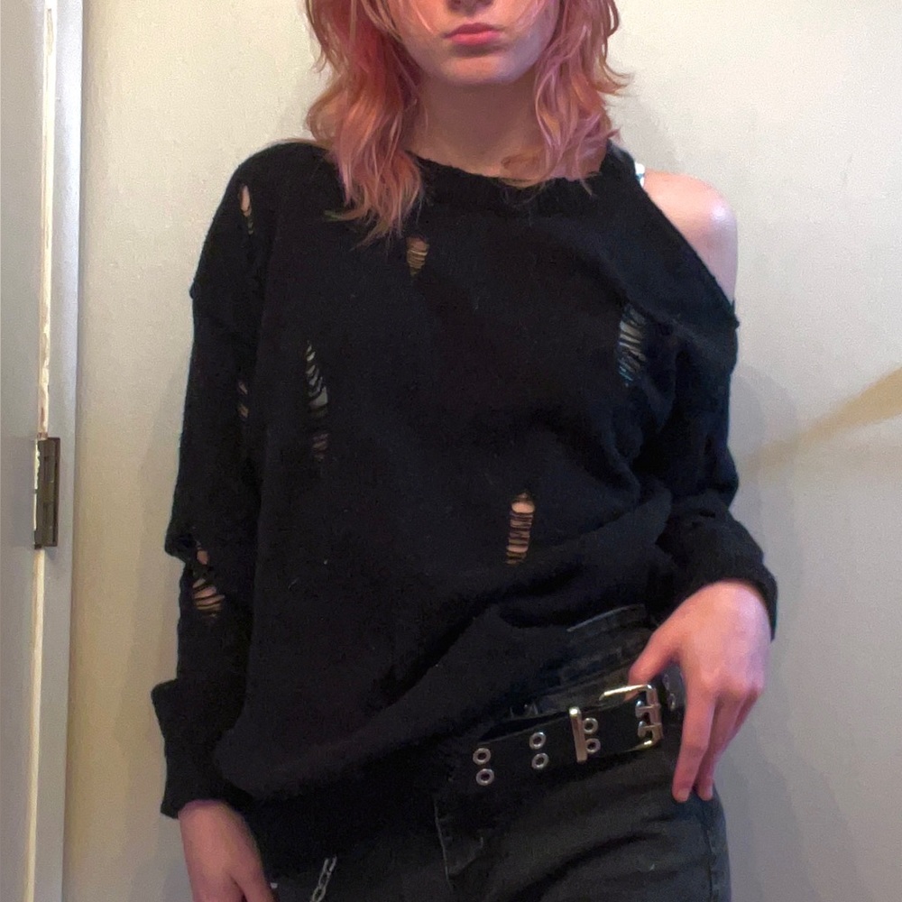 Black shirt, small, got it a couple months ago and never wore it